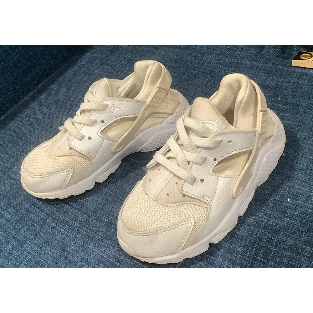 Nike Air Huarache Run TD Triple White Running Toddler 704950-110 - Size 9C